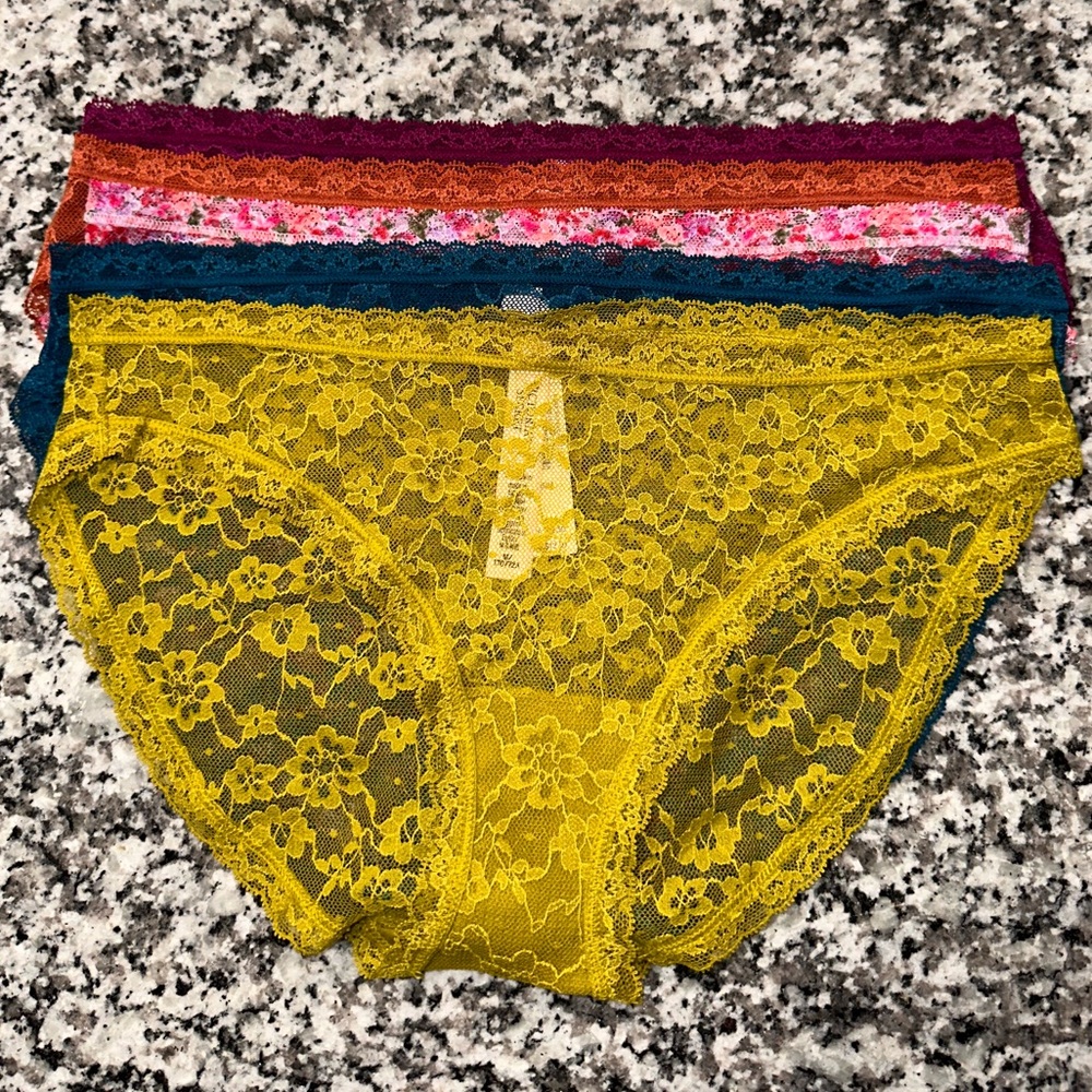 Victoria’s Secret “5” Pair Panty Bundle